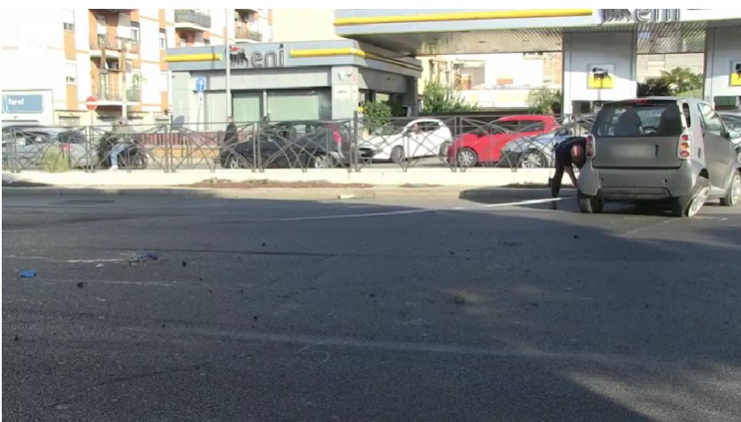 pedone travolto da smart