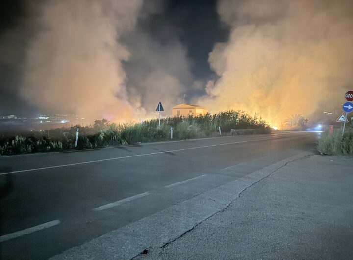 incendio villaggio mosè