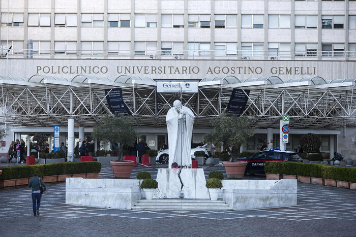 The statue of John Paul II at the Agostino Gemelli Hospital, where Pope Leo XIV is scheduled to be hospitalized, in Rome,, Italy, 13 October 2026. ANSA/ANGELO CARCONI